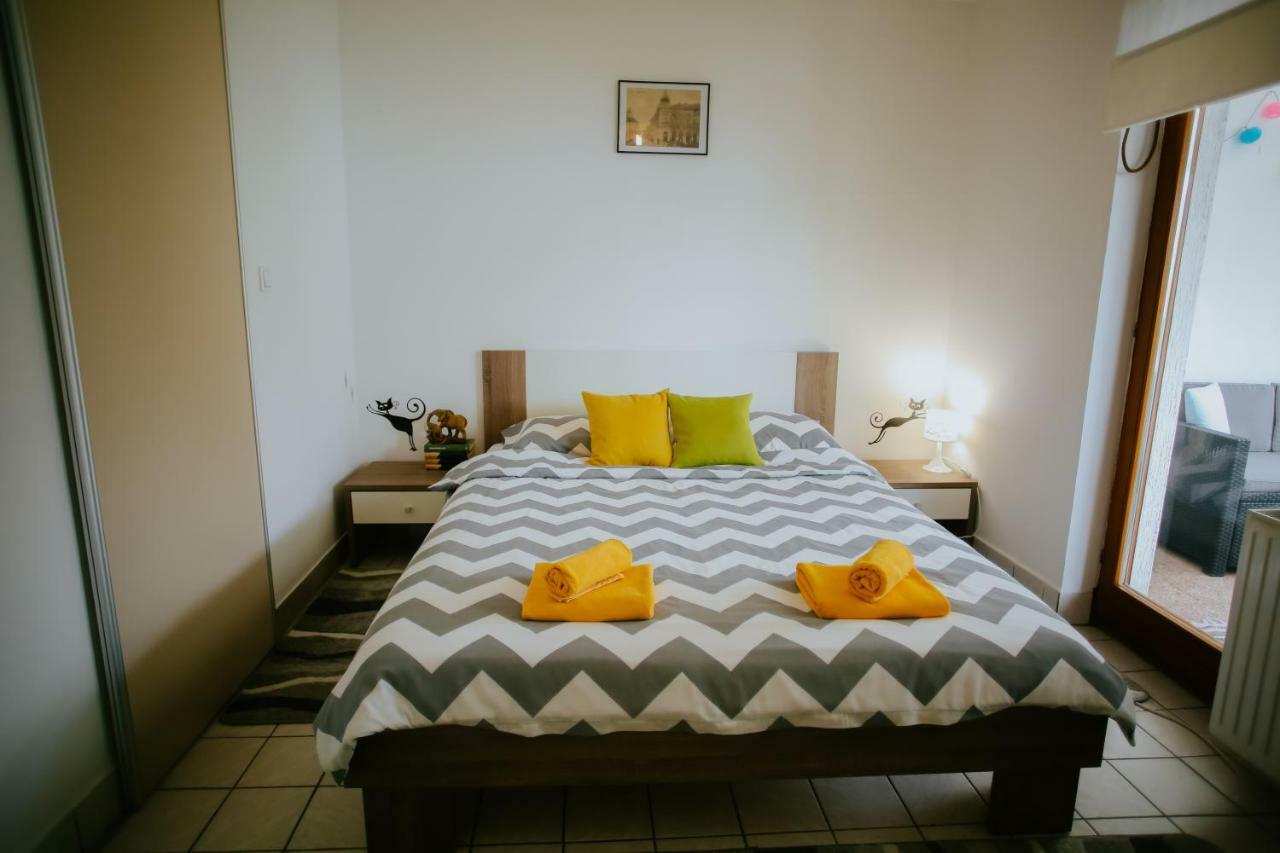 Petros Apartmani Vukovar Exterior foto