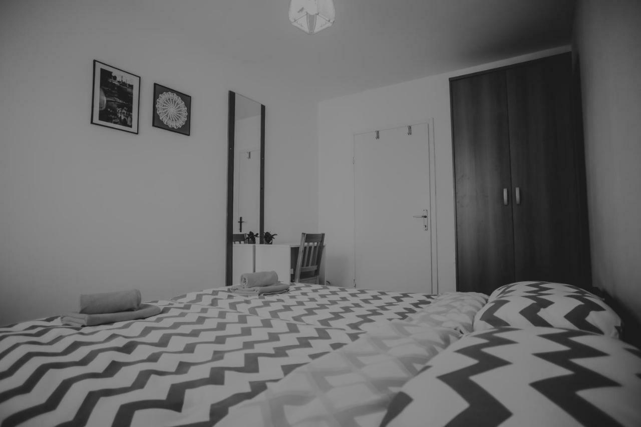 Petros Apartmani Vukovar Exterior foto
